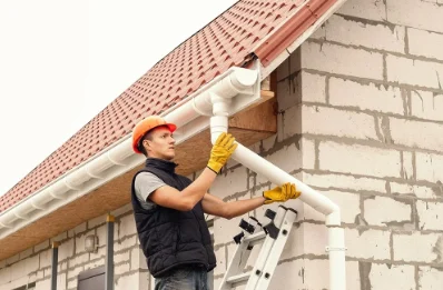 Pose et remplacement de gouttières aux Tonils